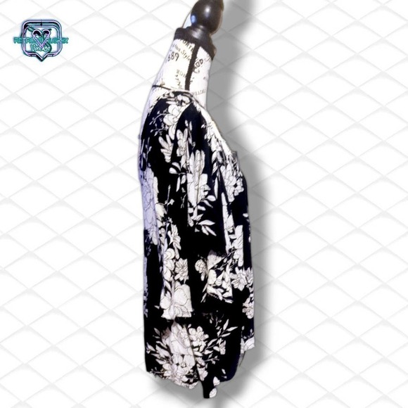 BILLABONG for Buckle Boho Ray of Light Floral Flutter Sleeve Top Blouse - Picture 3 of 8